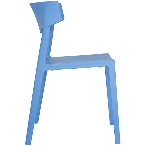 silla en plastico de una sola pieza color azul de exterior o interior respaldo corto con angulo